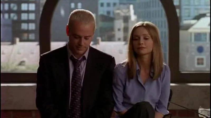 Кадры из сериала Элли МакБил (1997)